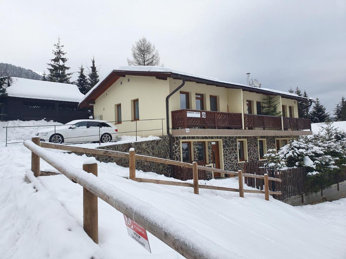 Apartments Michalka - Ap. Dom Skalka โดโนวาลี ภายนอก รูปภาพ