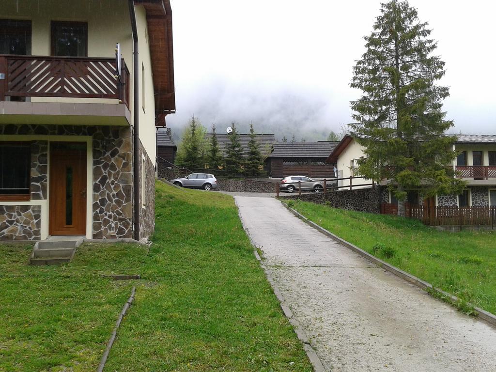 Apartments Michalka - Ap. Dom Skalka โดโนวาลี ภายนอก รูปภาพ